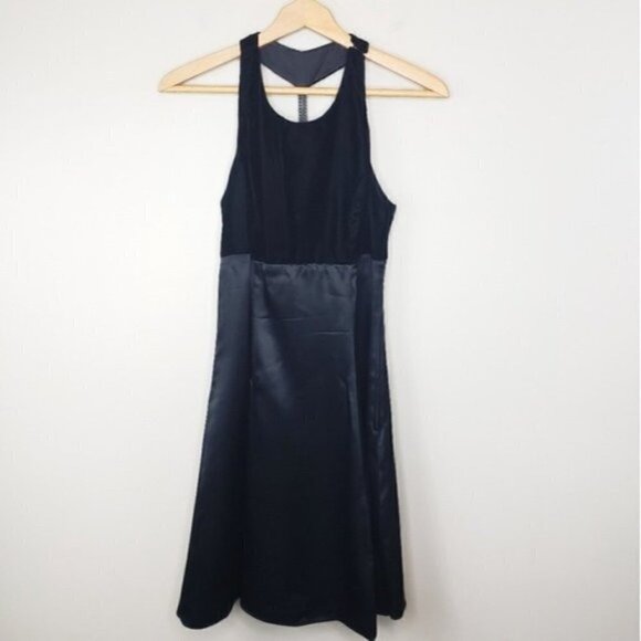 Blondie & Me Evening | Black T-Back Dress - Picture 1 of 6